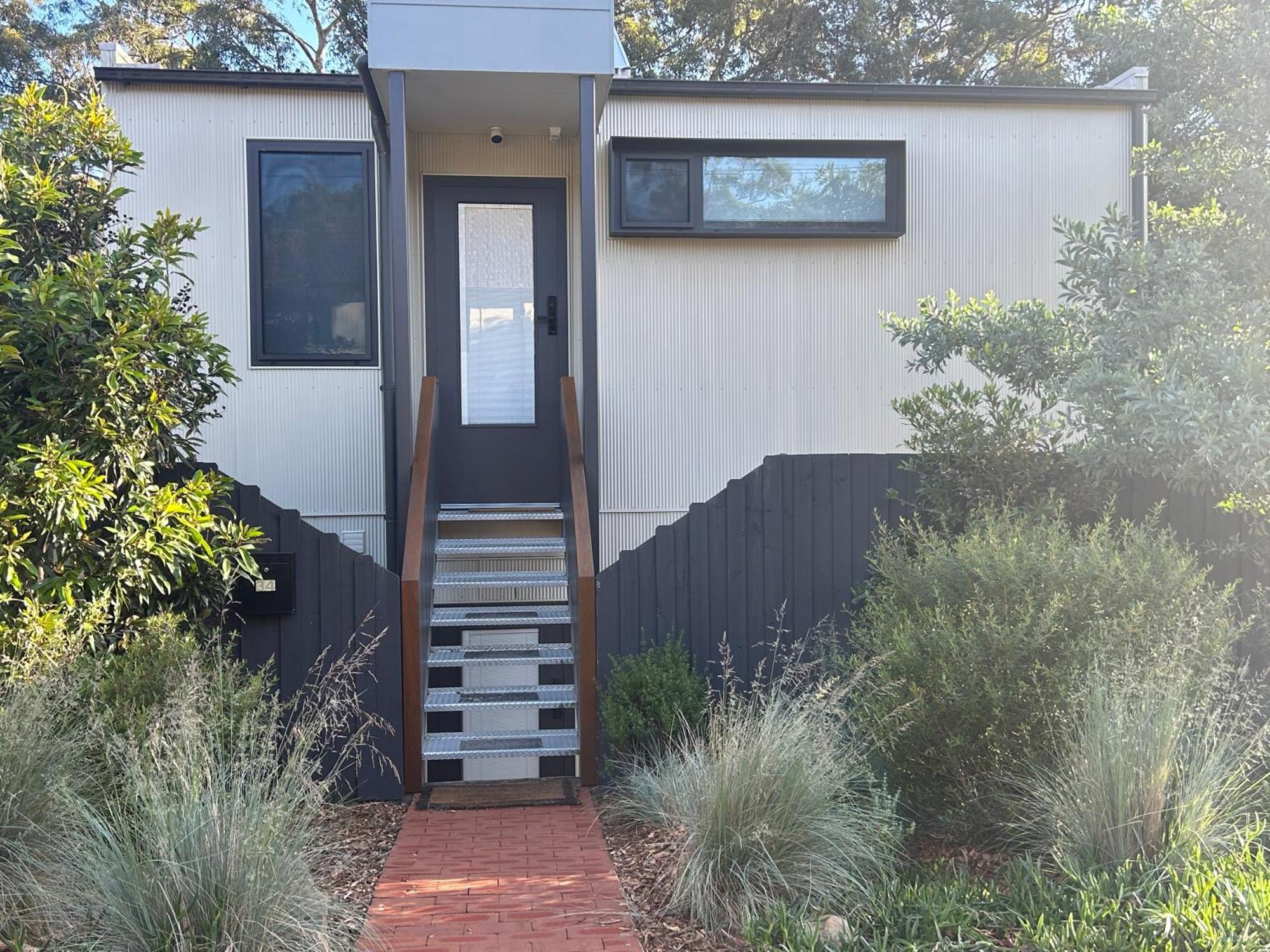 Bushland Setting Close To Sydney Cbd- Stand Alone Apartment Luaran gambar