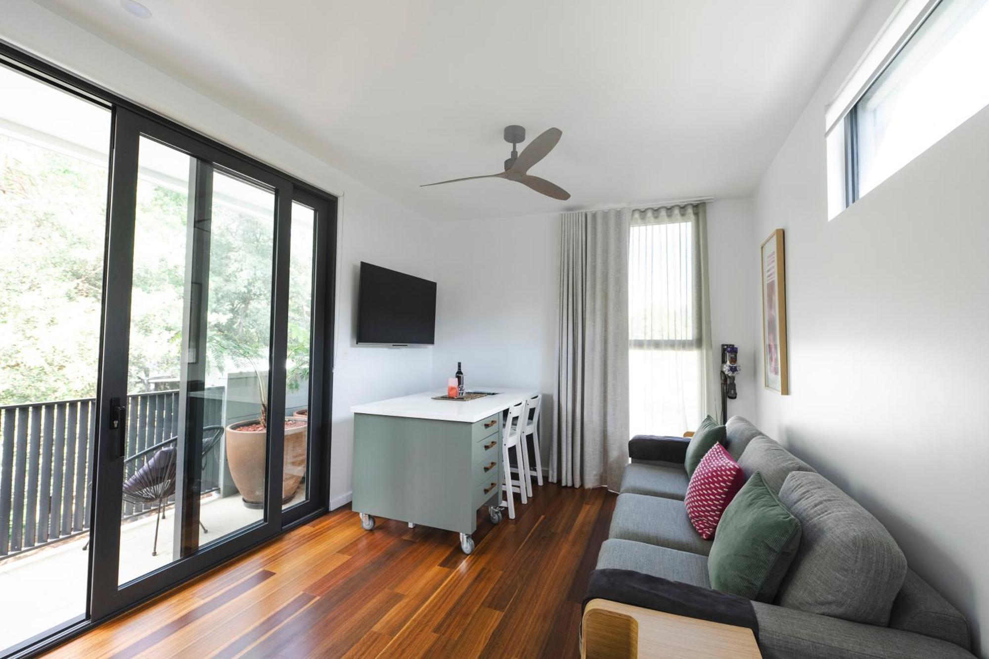 Bushland Setting Close To Sydney Cbd- Stand Alone Apartment Luaran gambar